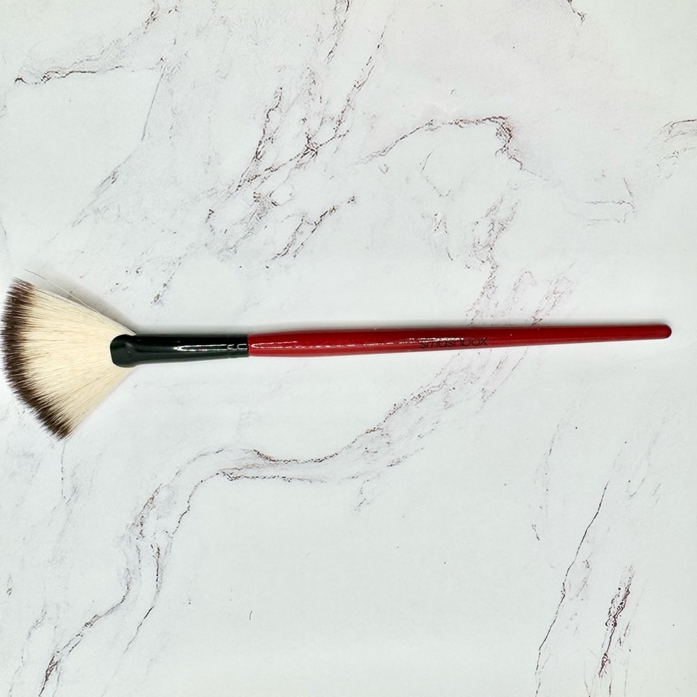 SMASHBOX Fan Brush